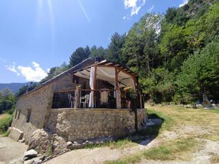 Casa  Francia. Casa en venta en bielsa, 2 dormitorios.