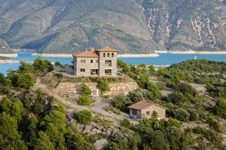 Casa  Manchuncas. Casa en venta en ainsasobrarbe, 5 dormitorios.