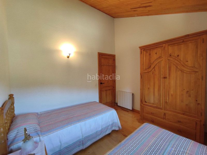 Foto 73a17365-575d-4215-a8b0-6d01b0007f04. Casa adossada amb calefacció aparcament a Aínsa - Sobrarbe