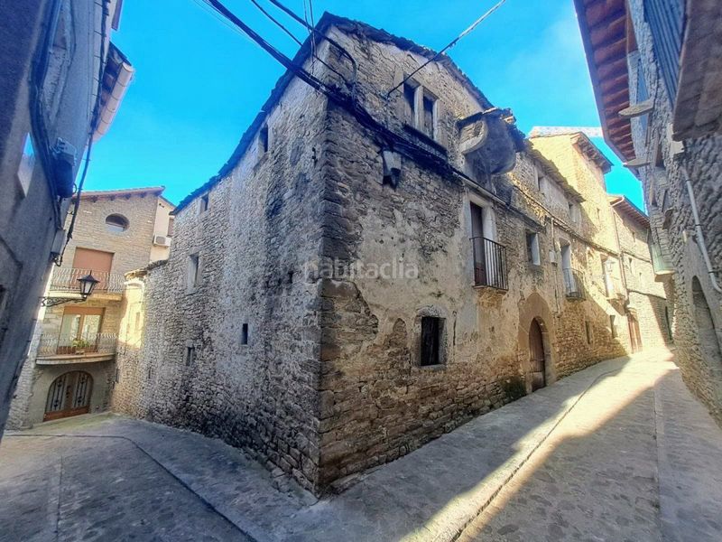 Foto c07036e3-f36b-410b-8037-50fc07be8b58. Casa amb aparcament a Boltaña