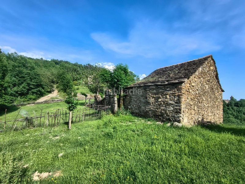 Foto b3f5caff-b35d-457d-a62b-e96e08bc5955. Masia a Puértolas