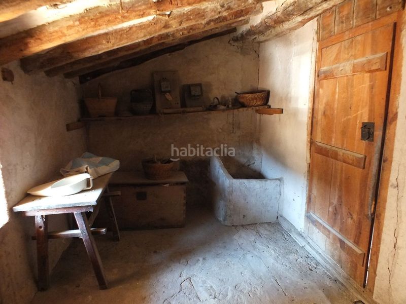 Foto ac949447-6abe-4800-8c10-a34e686ee36e. Local comercial a Alquézar