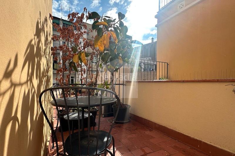 Foto 27e6a02b-3c2c-49a8-9866-d813c490433e. Estudio  con soleada terraza en sants - el poble sec, junto a la calle blai. en Barcelona