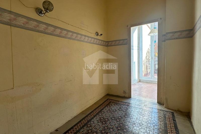 Foto 3095b005-91da-47e4-a79a-9a14d5a8f61b. Estudio  con soleada terraza en sants - el poble sec, junto a la calle blai. en Barcelona