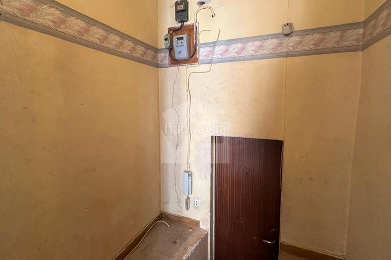 Foto 4053bd09-c336-4dfa-b6fe-0b122ab3873c. Estudio  con soleada terraza en sants - el poble sec, junto a la calle blai. en Barcelona