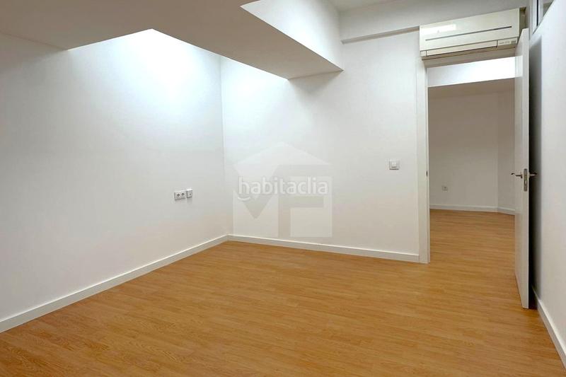 Foto 982cb31f-b334-4c58-8318-e637fdd8e626. Bureau avec chauffage dans Putget - Farró Barcelona