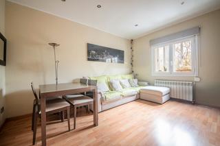 Pis a Vilapicina - Torre Llobeta. Piso en venta de tres dormitorios en nou barris, vilapicina