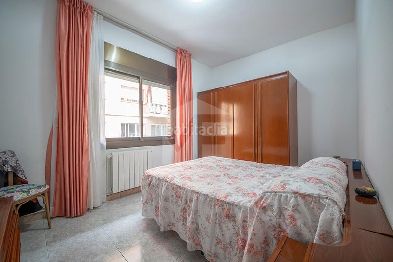 Foto 99f28ff1-0cb8-4423-a168-2005fcaea41f. Pis amb calefacció a Baix Guinardó Barcelona