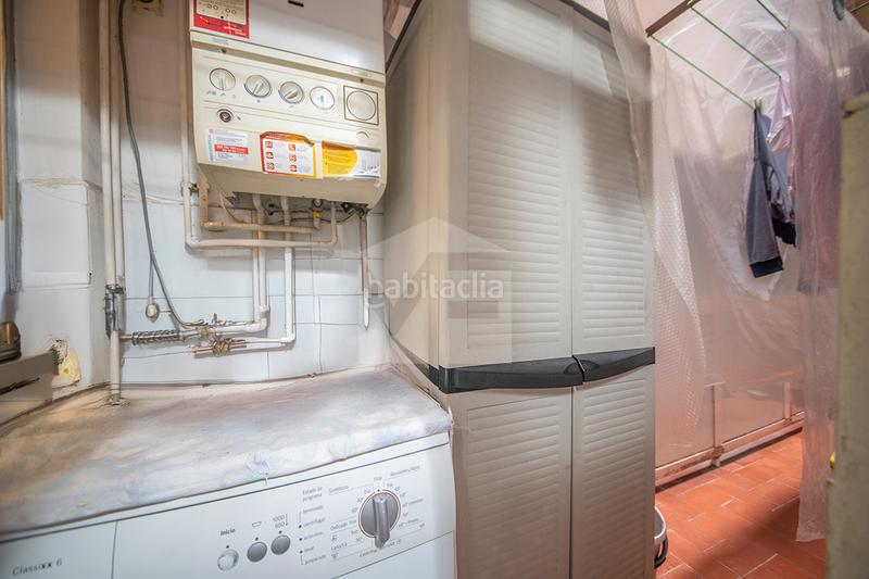 Foto afa04692-c05c-47f9-bc75-91b187860d5d. Pis amb calefacció a Baix Guinardó Barcelona