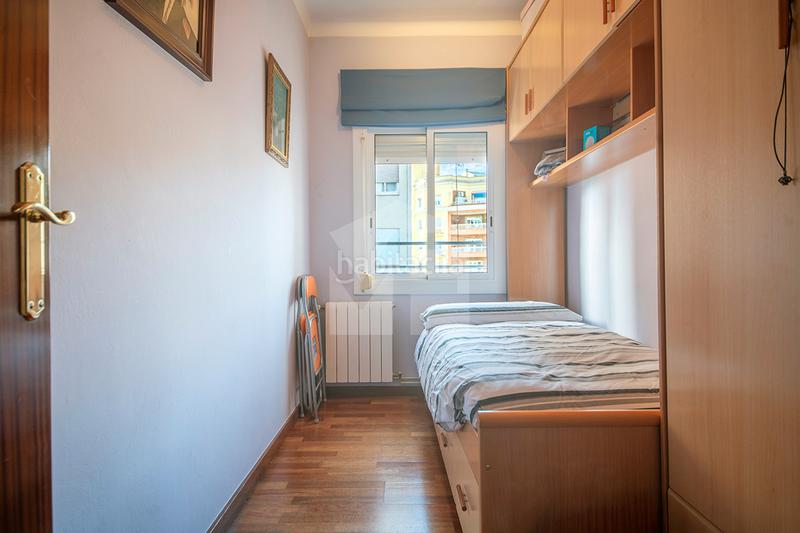 Foto df87f564-5b02-4537-bb2c-a29fb033af4c. Pis amb calefacció a Baix Guinardó Barcelona