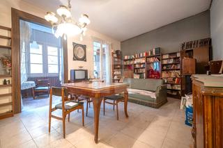 Flat in El Camp d´en Grassot i Gràcia Nova. Espacioso piso en venta en finca clásica en gràcia nova, junto a
