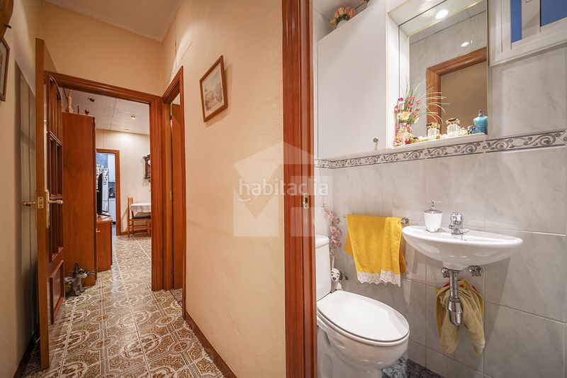 Foto fbc284f2-0b97-4926-b5b0-05b2c2d614a1. Pis a Raval Barcelona