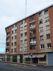 Etagenwohnung  La estación hiribidea