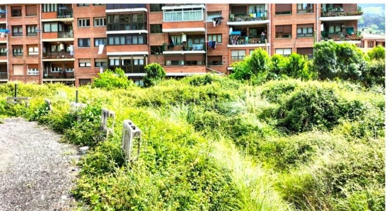 Foto a78a3fcc-31bc-4518-84be-0eb6b09b0a49. Terreny residencial a Alonsotegi