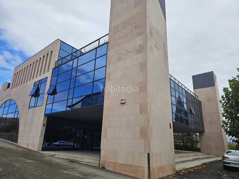 Foto 3d29f36a-5363-42b6-b01c-b6232374624b. Miete büro in Zona Rural Noroeste Vitoria - Gasteiz