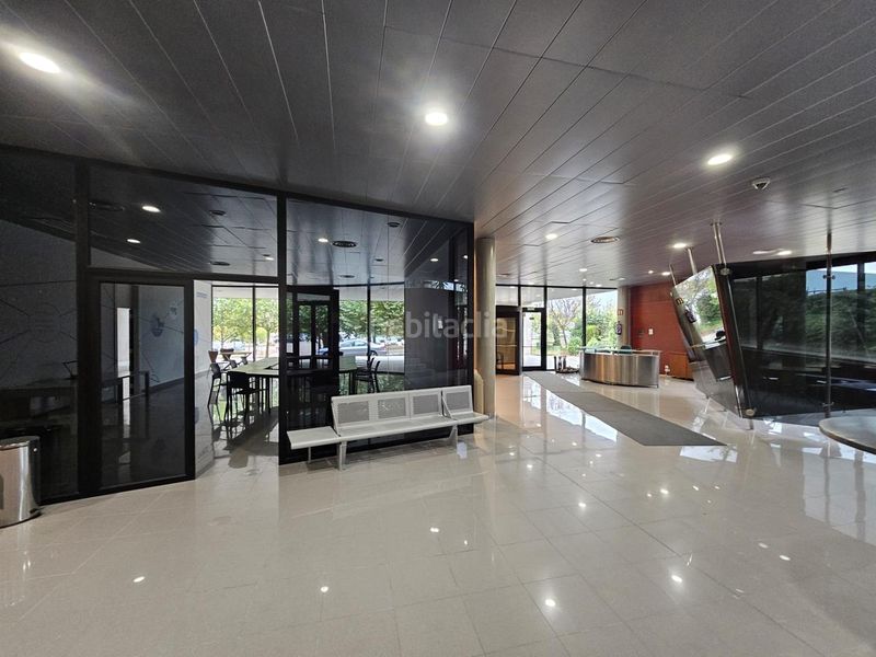 Foto afa44232-2caf-417f-8110-f3801d398d48. Miete büro in Zona Rural Noroeste Vitoria - Gasteiz