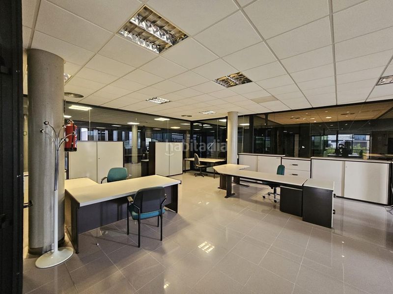 Foto f17cc89c-e05d-4e1b-ba11-375b546744c2. Miete büro in Zona Rural Noroeste Vitoria - Gasteiz