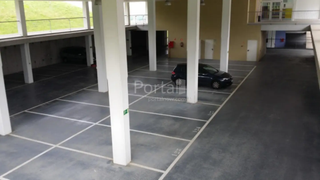 Parking voiture  Enekuri bidea. ¿quieres comprar oficina en erandio? excelente oportunidad de ad
