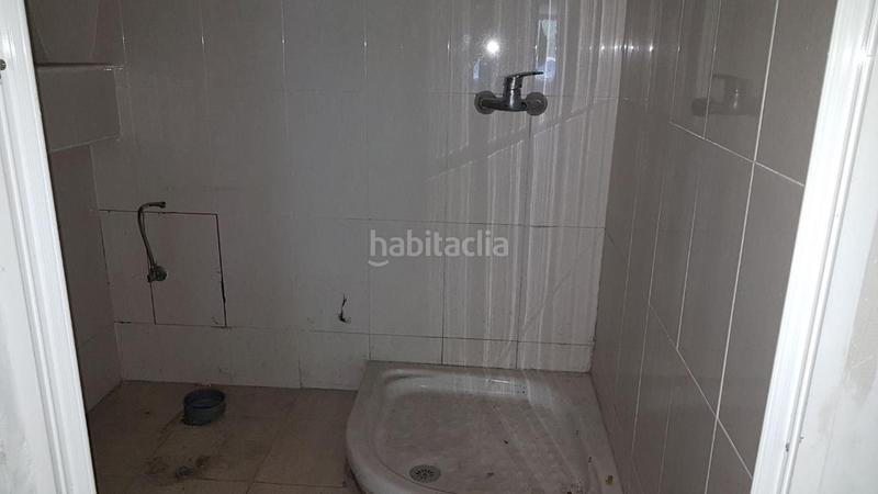 Foto 60ae0e63-1d5f-4195-8436-3b3b41385d9d. Nau industrial a Amorebieta - Etxano