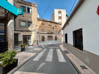 Casa  Plaça major de la vila. Casa en benaguacil en pleno centro ( precio a negociar )