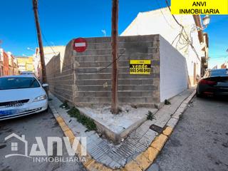 Terreny residencial a Carrer de la plaça de bous 22. Solar urbano esquinero benaguasil