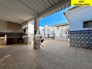 Casa a Benaguasil. Casa de poble con terreno y terraza grande en benaguasil