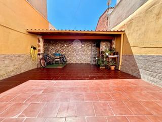 Casa a Carrer de la plaça de bous 22. Casa para entrar a vivir en benaguasil