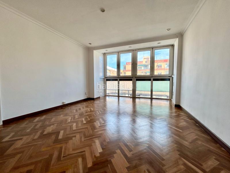 Foto 0a3569c9-996b-406f-84aa-2c7c4d5ec056. Piso  en campanar en Barrio de Campanar Valencia