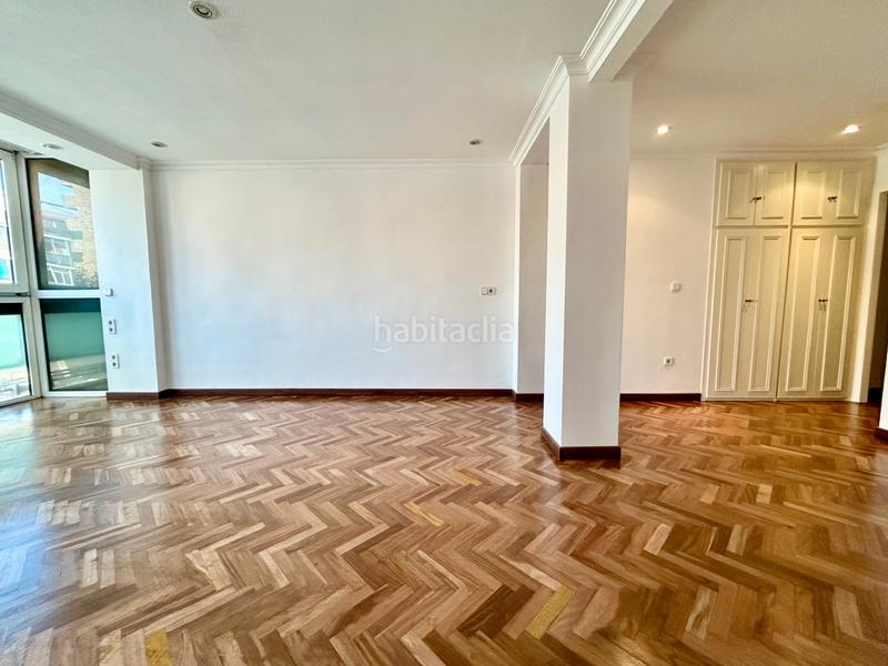 Foto 6374b953-1240-4a12-bbee-ac9980719d0c. Piso  en campanar en Barrio de Campanar Valencia