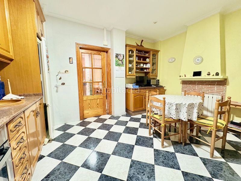 Foto e263ebdb-16a8-4222-8050-b096128bd0be. Casa a Benaguasil