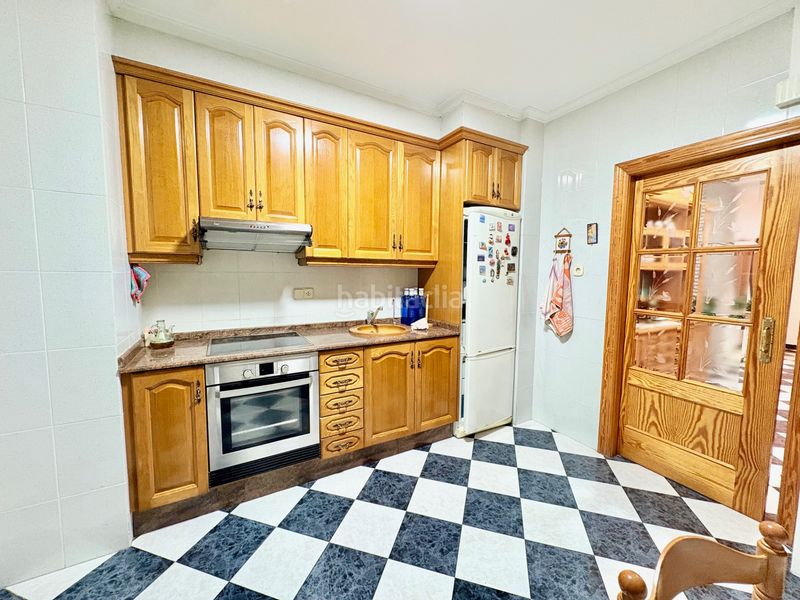 Foto f2d034eb-a38f-443e-987c-9bb6190f3cdb. Casa a Benaguasil