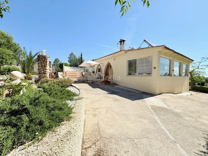 Foto d10cc9ee-4acb-49e7-87c4-b9a8929eea8b. Chalet avec cheminée chauffage parking piscine dans Cheste