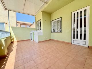 Alquiler Piso en Benaguasil. Se alquila vivienda en benaguacil