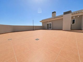 Attique  Carrer de la plaça de bous. Ático luminoso con terraza de 70 m² en benaguacil · garaje y tra
