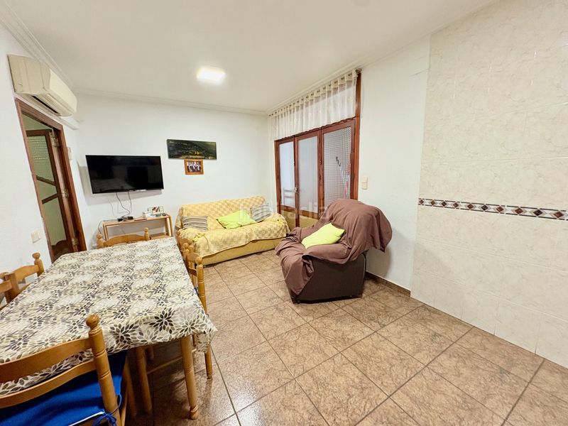 Foto 00477c39-7896-40a8-9407-9a9deeed3f1f. Casa con parcheggio in Benaguasil