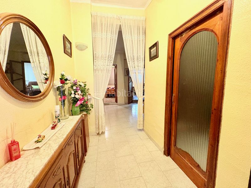 Foto 74b75cba-7704-4d1f-8f3c-0b16987e4080. Casa con parcheggio in Benaguasil