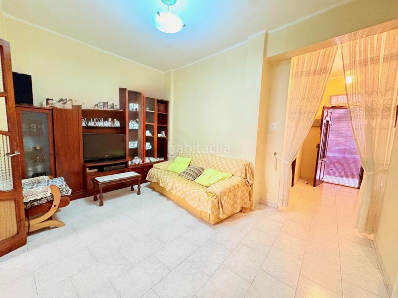 Foto 91818be6-5a98-43bd-817a-56236c85ca97. Casa con parcheggio in Benaguasil