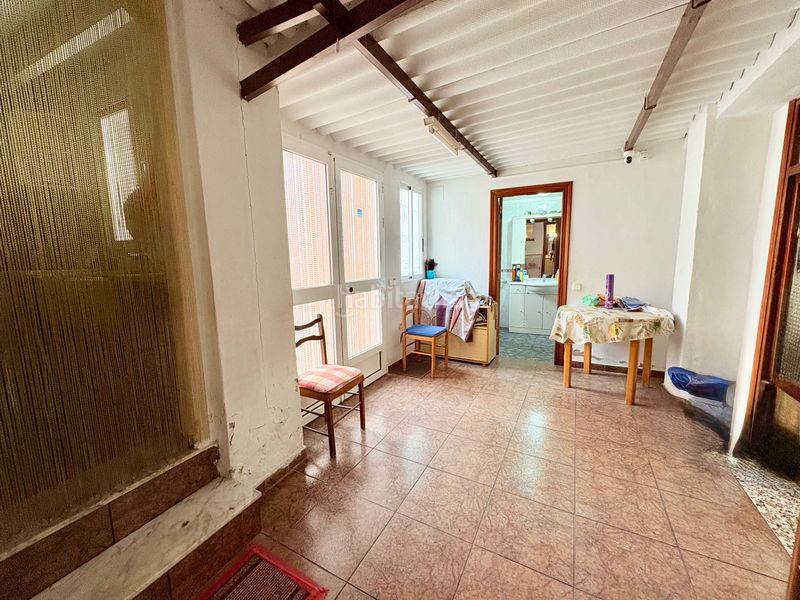 Foto a60de61e-d802-4f46-8543-aad39194b62e. Casa con parcheggio in Benaguasil