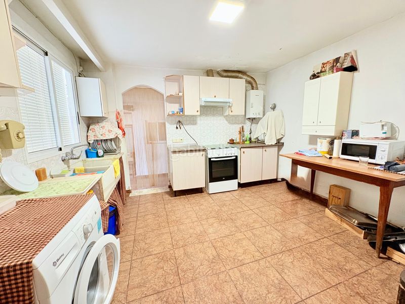 Foto b44dcea6-6b84-4116-9285-7d893ae6122e. Casa con parcheggio in Benaguasil