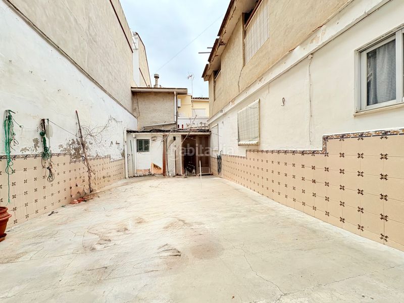 Foto f867f17e-f707-4a45-a2e5-36b8f3a2793e. Casa con parcheggio in Benaguasil