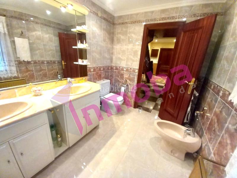 Foto 8de62c0d-18d9-4364-882a-5144e90551e5. Chalet con camino riscaldamento in Santa Catalina - Ferial Aranda de Duero