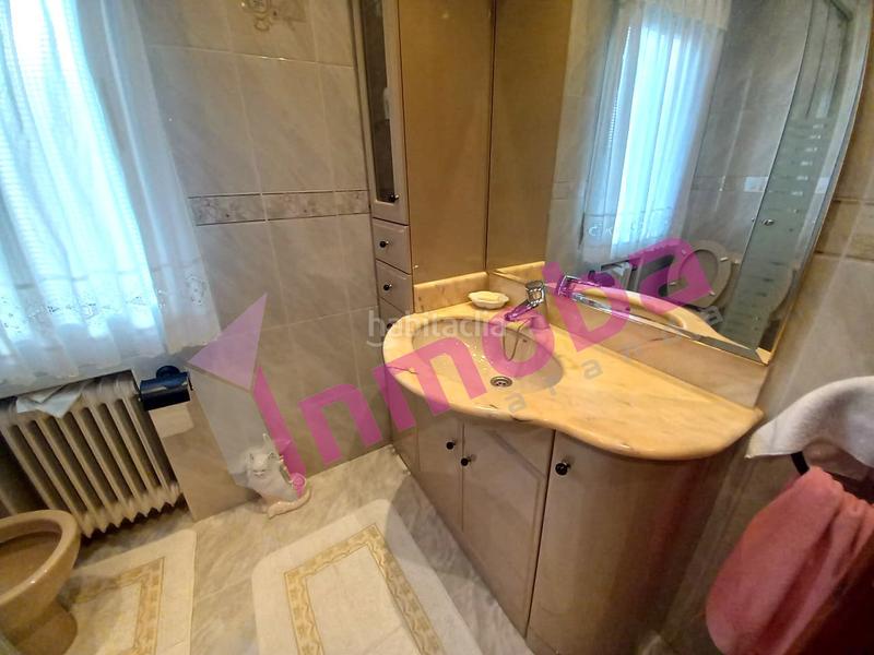 Foto b4f6ba72-8222-461b-801a-3146a1f953b0. Chalet con camino riscaldamento in Santa Catalina - Ferial Aranda de Duero