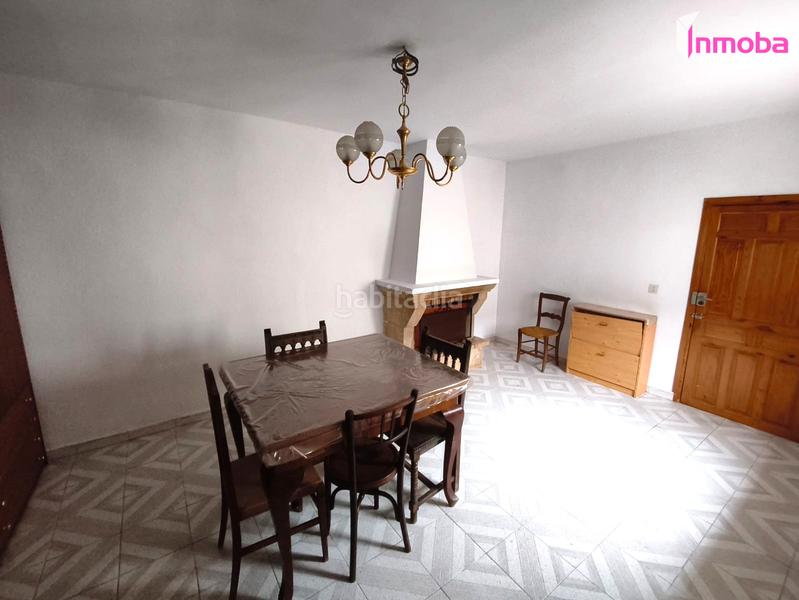 Foto bd66fd87-b851-4281-9884-e26983d59845. Casa con camino parcheggio in Santa Catalina - Ferial Aranda de Duero