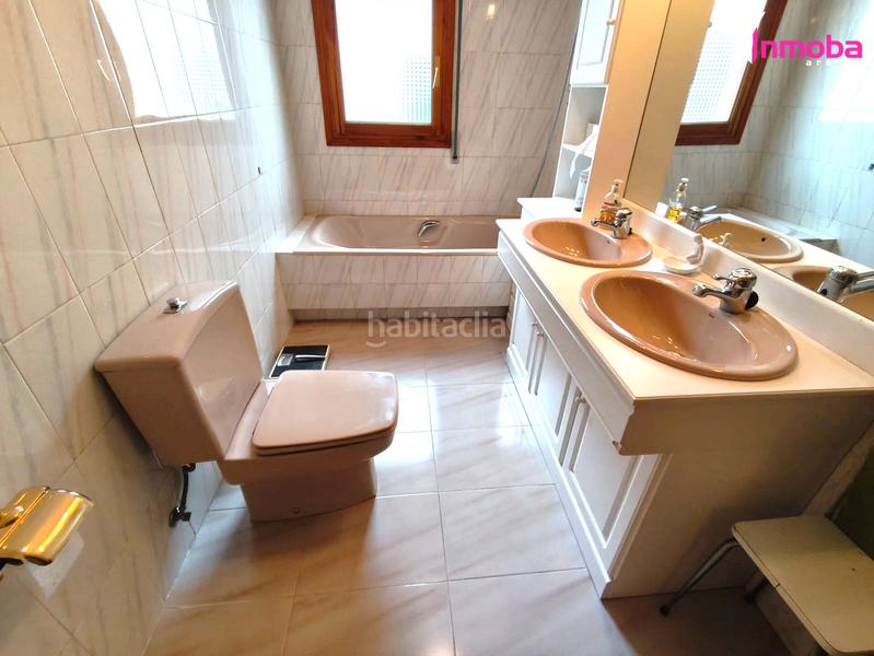 Foto e398d4ff-967d-40b6-b0d9-bd512cd60de0. Haus mit kamin parking in Santa Catalina - Ferial Aranda de Duero