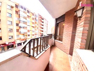 Flat in Avenida Castilla