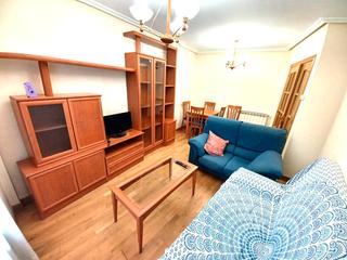 Flat in Calle Postas