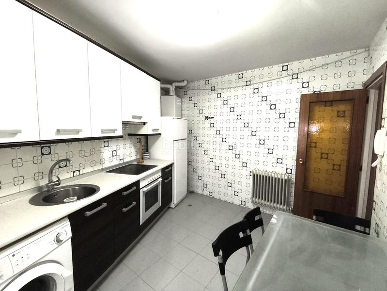Foto 1b771704-6739-4668-b739-82c5c41d6bc7. Appartement dans calle comadres 1 dans Centro Aranda de Duero