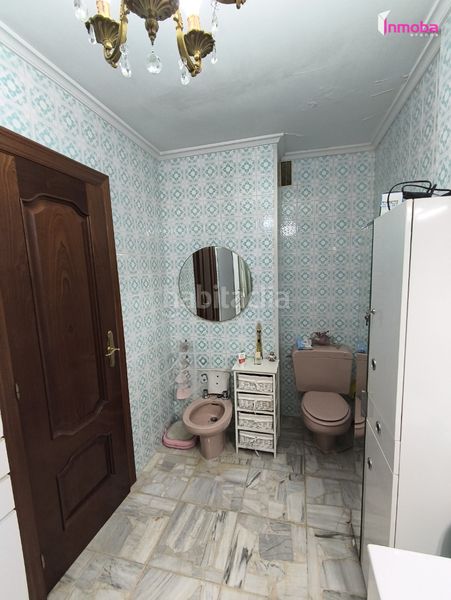 Foto b460ffcb-91f8-48e6-8f79-a9a41e9c63db. Piso amplitud, luz y una ubicación privilegiada . en Aranda de Duero