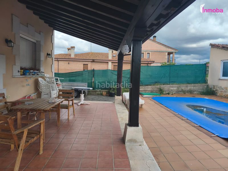Foto be5dd7d8-e9f5-48e4-92ce-1054bbf171ab. Xalet amb xemeneia calefacció aparcament piscina a Milagros