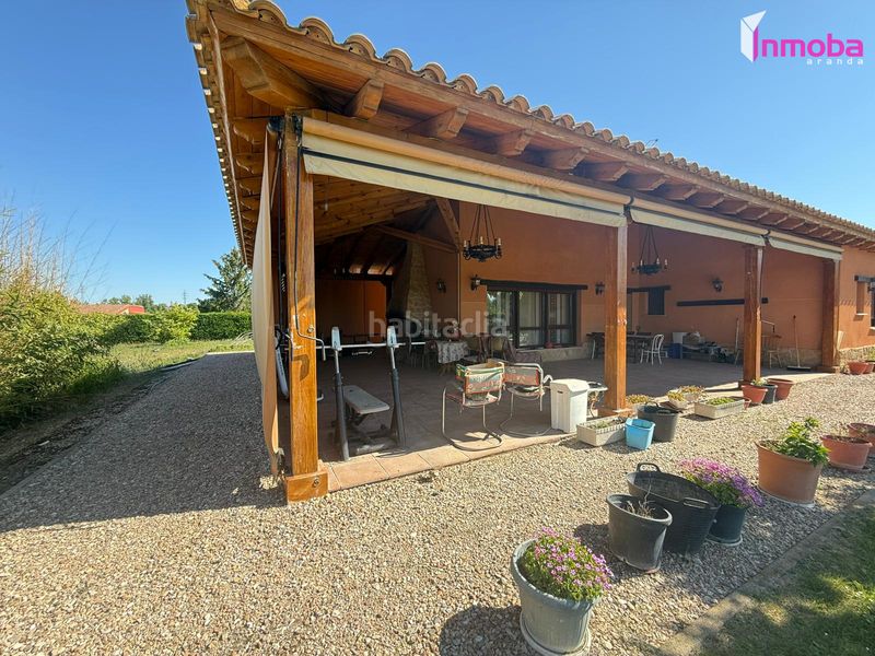 Foto ea742824-9653-402b-bdad-a03a4342d9dc. Xalet amb xemeneia calefacció piscina a Zona Rural Aranda de Duero